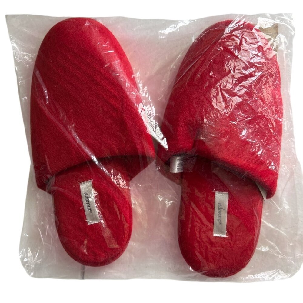Adonna Womens Red Soft & Fuzzy Slippers Size M (6.5-7.5)